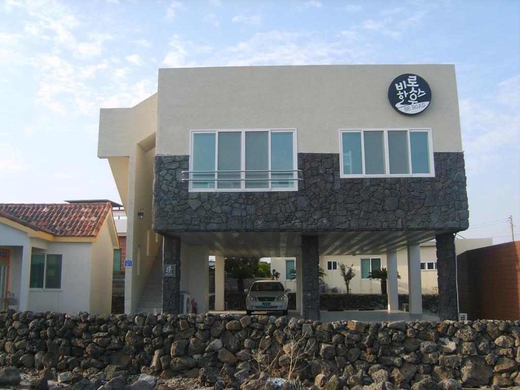 Be Road House Hotell Jeju by Eksteriør bilde